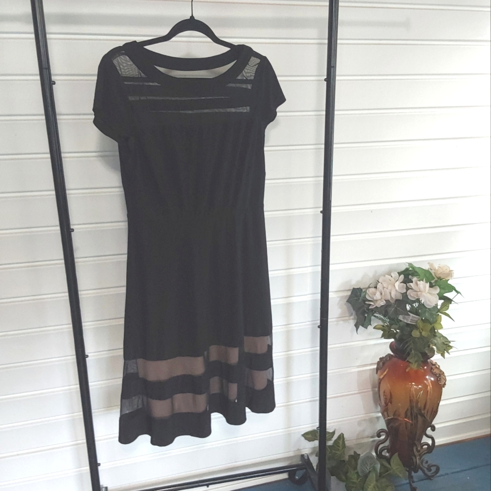 R&M Richards Black Sheath Midi Dress with Crew Neck Size 12